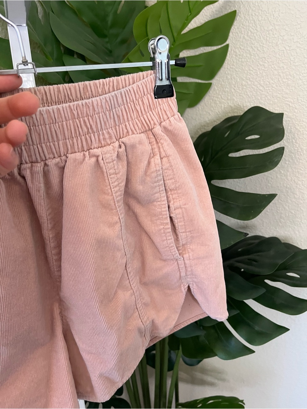 🌸 Blush Pink Corduroy Pull-On Shorts Sz Small | Soft Girl Coastal Chic - Picture 6 of 7